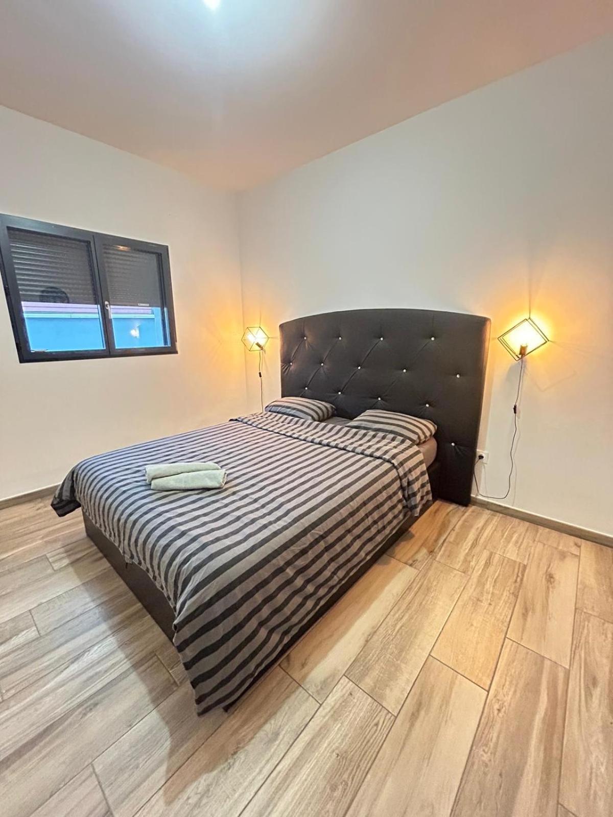 Bella Vista, Parking Gratuit, 5 Min Auxerre Apartment Moneteau Luaran gambar